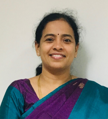 Doctor Kalpana - Peadiatrician & Neonatologist (MBBS, MRCPCH, FRCPCH (UK), CCT (UK), PGPN)